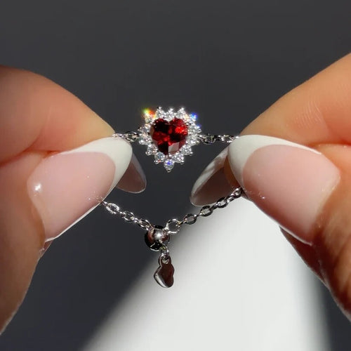 Queen of Hearts Adjustable Chain Ring