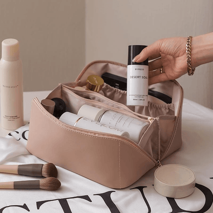 Portable Travel Cosmetic Bag - Urban Charm